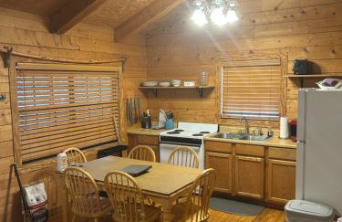 HoneyComb Hideouts Fir Deer Life cabin - Foto 6