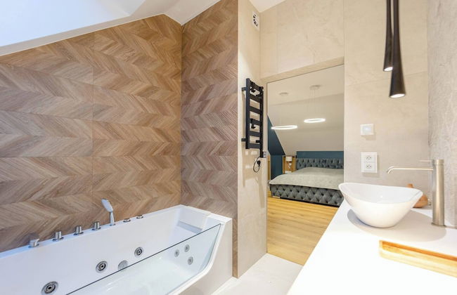 Luxurious Villa With Pool Near Energylandiai - Photo 21