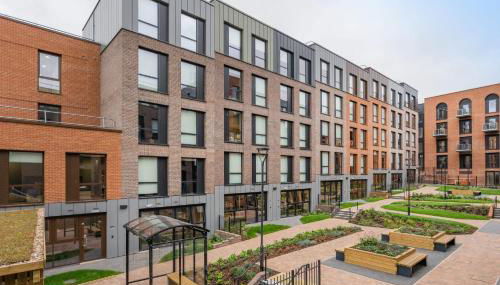 For Students Only Zinc Quarter in Bristol - Photo 1