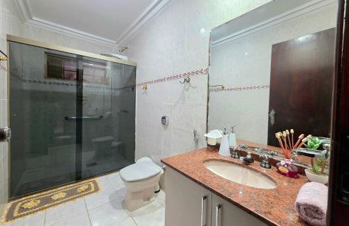 Casa com Piscina próximo Atrativos/ wifi/ garagem - Foto 13