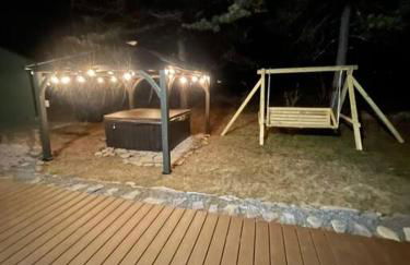 Quiet Private House w Hot Tub/Fire pit/Games - Foto 14
