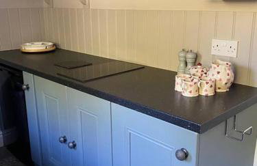 Beautiful Cottage in the Yorkshire Dales - Photo 9