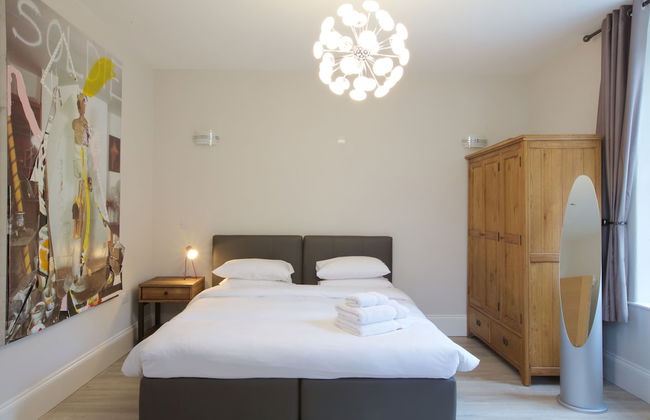 Railway Apartments - Photo 4