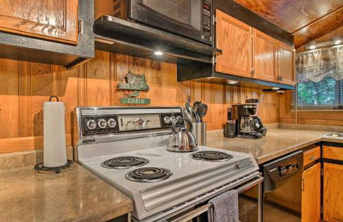 Plum Creek Retreat with Beach near Johnson Lake - Foto 5