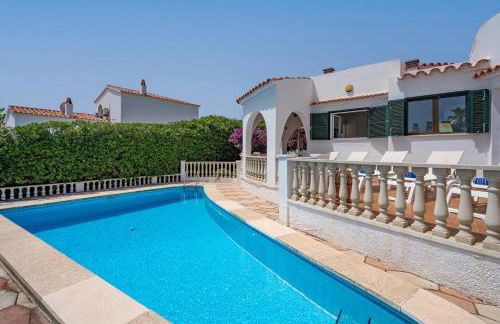 Casa Kintore A beautiful family friendly villa situated in the heart of S’Algar - Foto 1