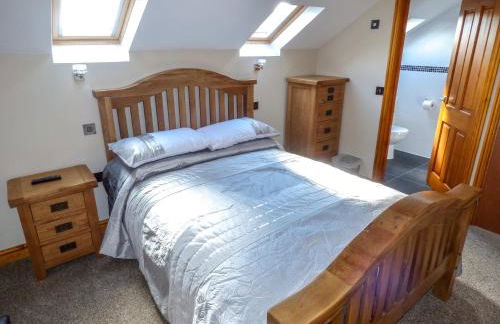 Corner Croft - Photo 4