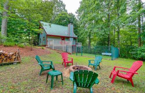 Blue Ridge Getaway with Hot Tub and Seasonal View! - Foto 31