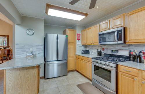 Expansive Angel Fire Home with Indoor Hot Tub! - Foto 9