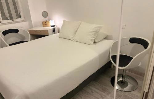 Appart'hotel61 OFFRE D'OUVERTURE Au pied de tous commerces & commodités ainsi que marché mercredi & samedi - Foto 51