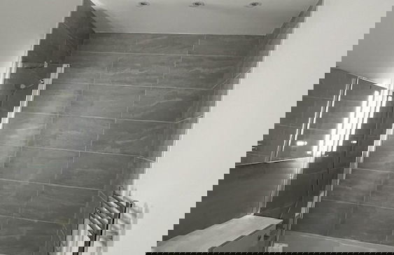 Exquisite Riverside Living in a Stunning Flat - Foto 10