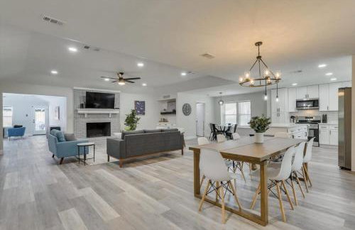 Gorgeous Sunny Home for Big Groups w Private Pool - Foto 6