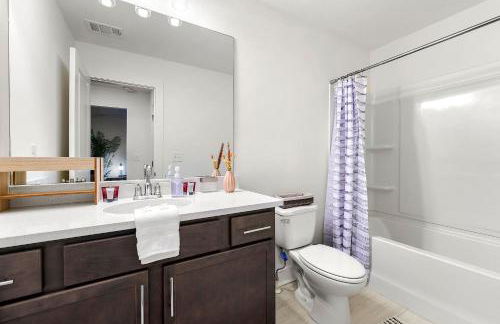 Modern Townhome in Auburn - Foto 23