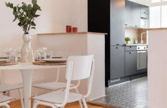 La Madeleine-Beautiful bright two bedroom apart - Foto 7