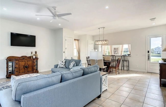 Reunion Resort 3 bed With Private Pool - Photo 8