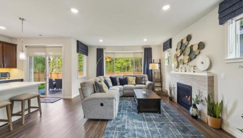 Serene Port Orchard Retreat - 3BR 3BA with Trails and Amazing Views - Foto 2