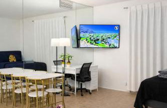 IW Best Cozy Studio Sleeps 4 Private Entrance - Foto 8