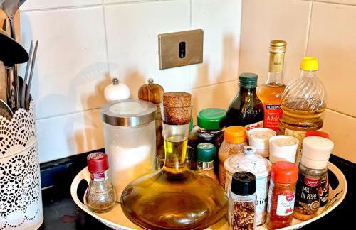 Magical Villa di Gioia Large 6-Bedroom Family Villa with Breathtaking views, Private Garden and Olive grove - in a Cool Village on the Umbria Tuscany Border - Foto 24