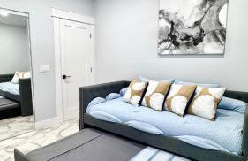 NEW PHX Pool Home With Deep End and Central Location - Foto 5