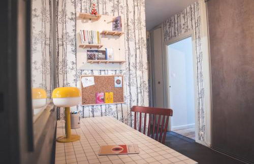 Grand appartement rénové, tout confort - Foto 3