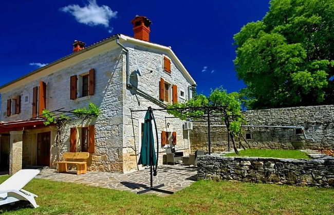 Authentic Villa in Tinjan With Private Pool - Foto 25