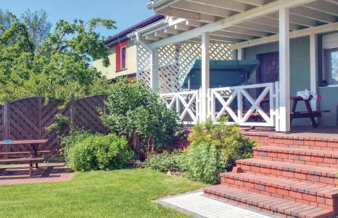 4 Bedroom Gorgeous Home In Nowe Warpno - Foto 8