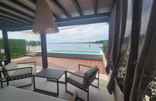 NEW Luxury Feel Good House by the Sea - Foto 3
