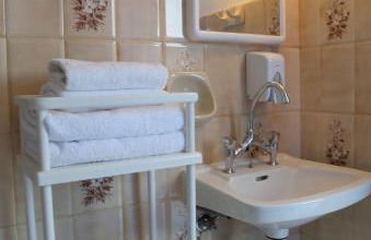 Little Blue - Photo 20