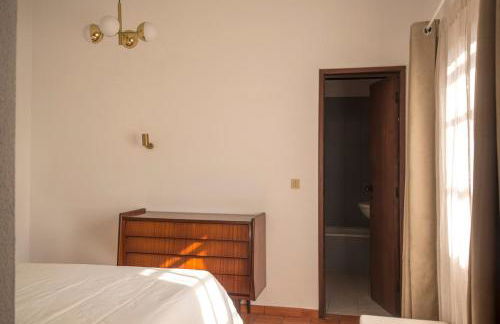 Relax in Style - Prime Spot with Garden & Natural Pool - Foto 18