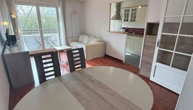 F3 avec balcon 5 min gare SQY et Parking gratuit - Foto 4