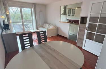 F3 avec balcon 5 min gare SQY et Parking gratuit - Foto 4