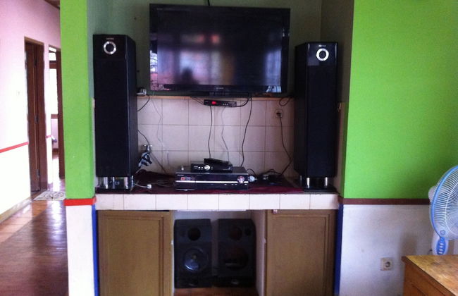 Villa Kota Bunga Seruni - Photo 52