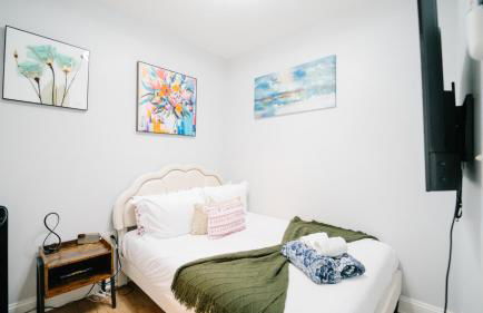 Stylish 5BR DC Retreat Backyard Free Parking - Foto 3