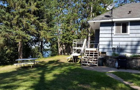 Rustic Cabin with a Picnic Table and Barbecue on Somo Lake, Wisconsin - Foto 5
