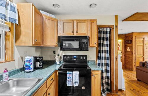 Heavenly Hideaway- Hot Tub, Firepit, Covered Patio - Foto 21