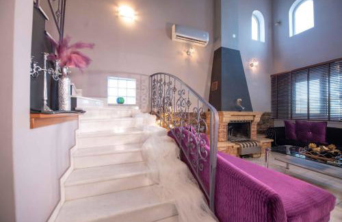 Dana's Luxury Maisonette - Photo 16