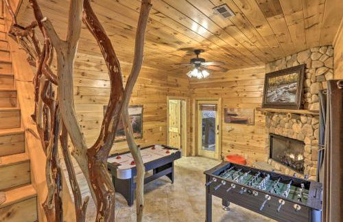 Cherry Lake Lodge with Hot Tub, Fire Pit and Game Room - Foto 24