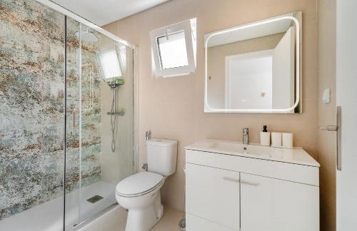 WHome Peaceful Algés Family Home away from City Noise - Foto 14