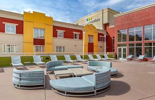 2BD resort condo with amenities and next to shopping right off the Las Vegas Strip - Foto 54