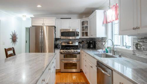 Home w outdoor spaces near Long Pond - Foto 2