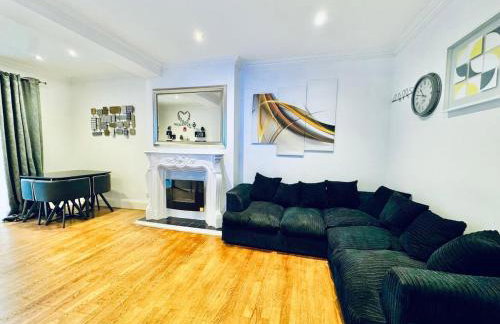 4-Bed Oasis Quiet Culde sac - Foto 21