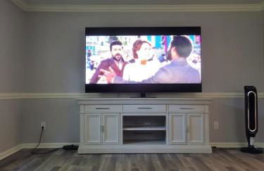 BloomingFarmsStay,Sleeps 9,GameRoom,FirePit,Grill - Foto 32