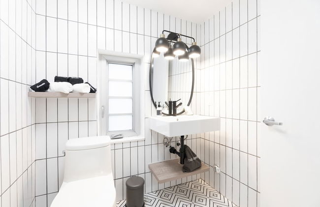 Kasa Collins Park Miami Beach Convention Center - Photo 52