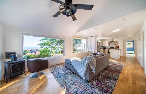 Orca Haven - 2BR with Scenic Views in Richmond Beach - Foto 12