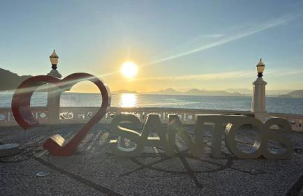 Apto 711 - Elegância com vista parcial da Praia - Foto 22