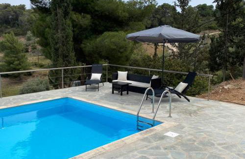 RETREAT VILLA BY THE SEA WITH POOL IN PORTO HELI - Foto 12