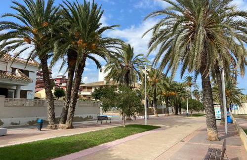 Apt. En la Playa, Wifi rápido y piscina. - Foto 28