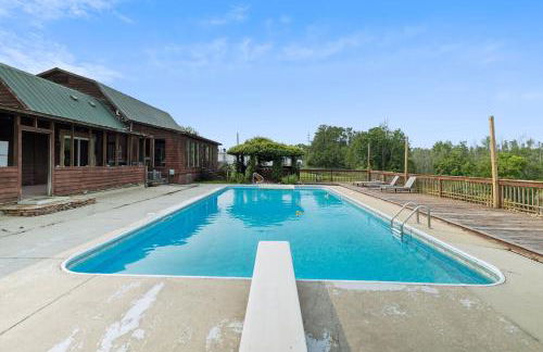 5-Acre Retreat Private Pool Outdoor Bar Fishing Pond & Game Room - Foto 7