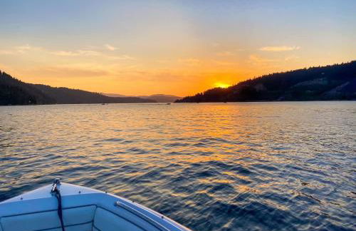 Tribe and Vibe In Downtown CDA Modern Comfort And Fun For You And Your Crew, Just Steps From Downtown - Foto 24