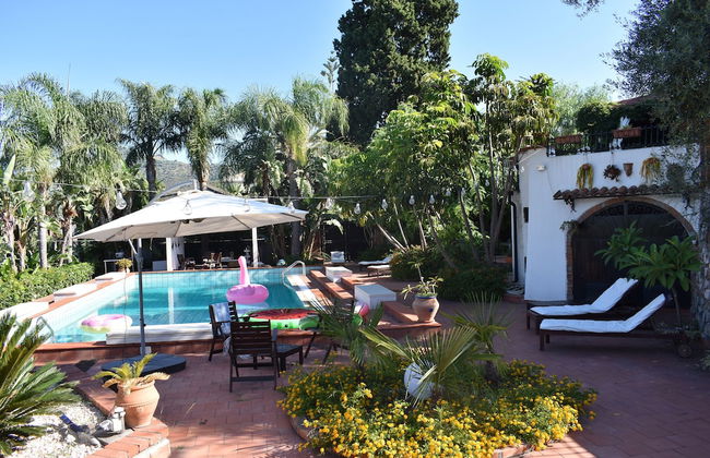 Suite Margherita With Private Garden and Shared Pool - Foto 17