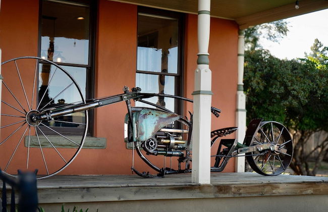 Franklin Fab Gallery House - Photo 41